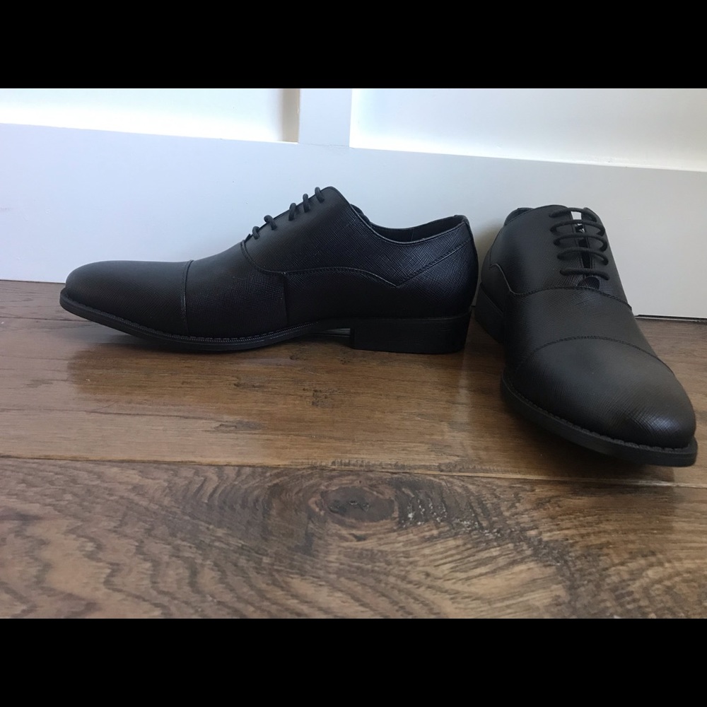 Kenneth Cole Unlisted Men’s dress shoes